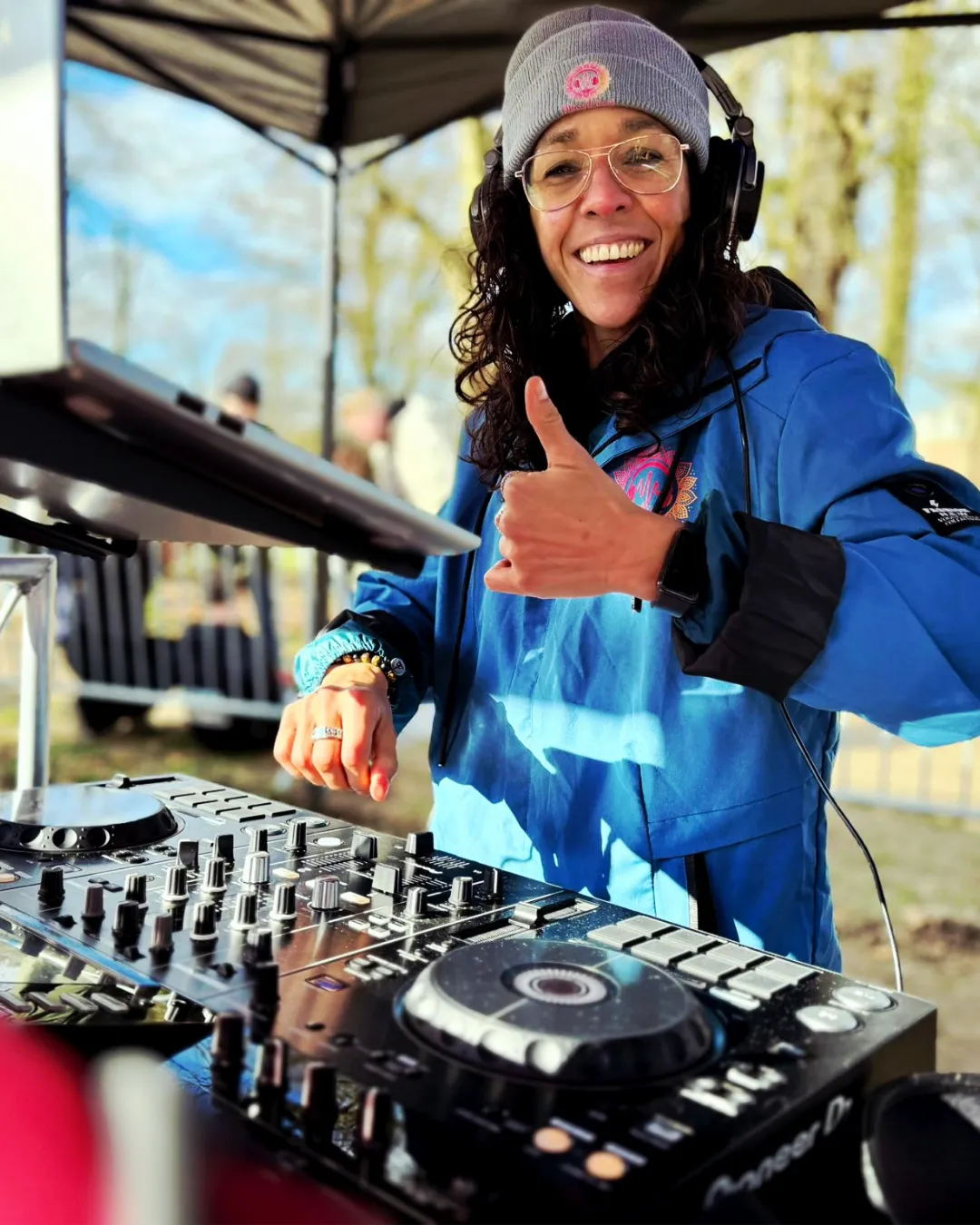Sarina DJ feesten 